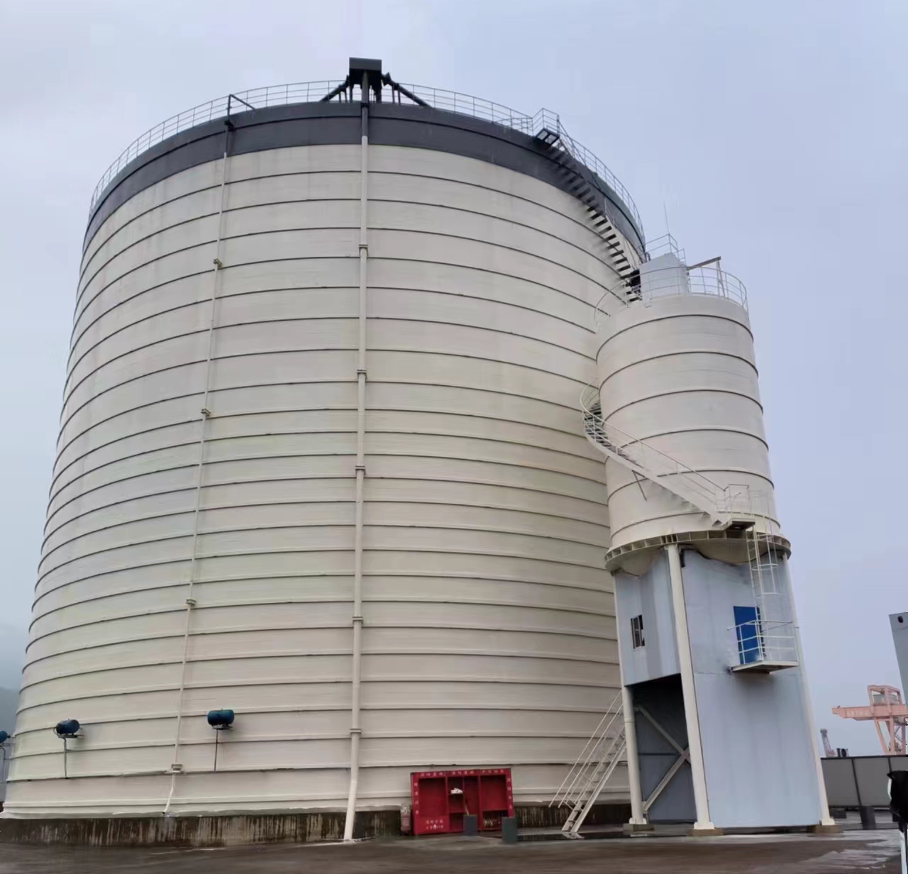 山东10万吨水泥钢板库